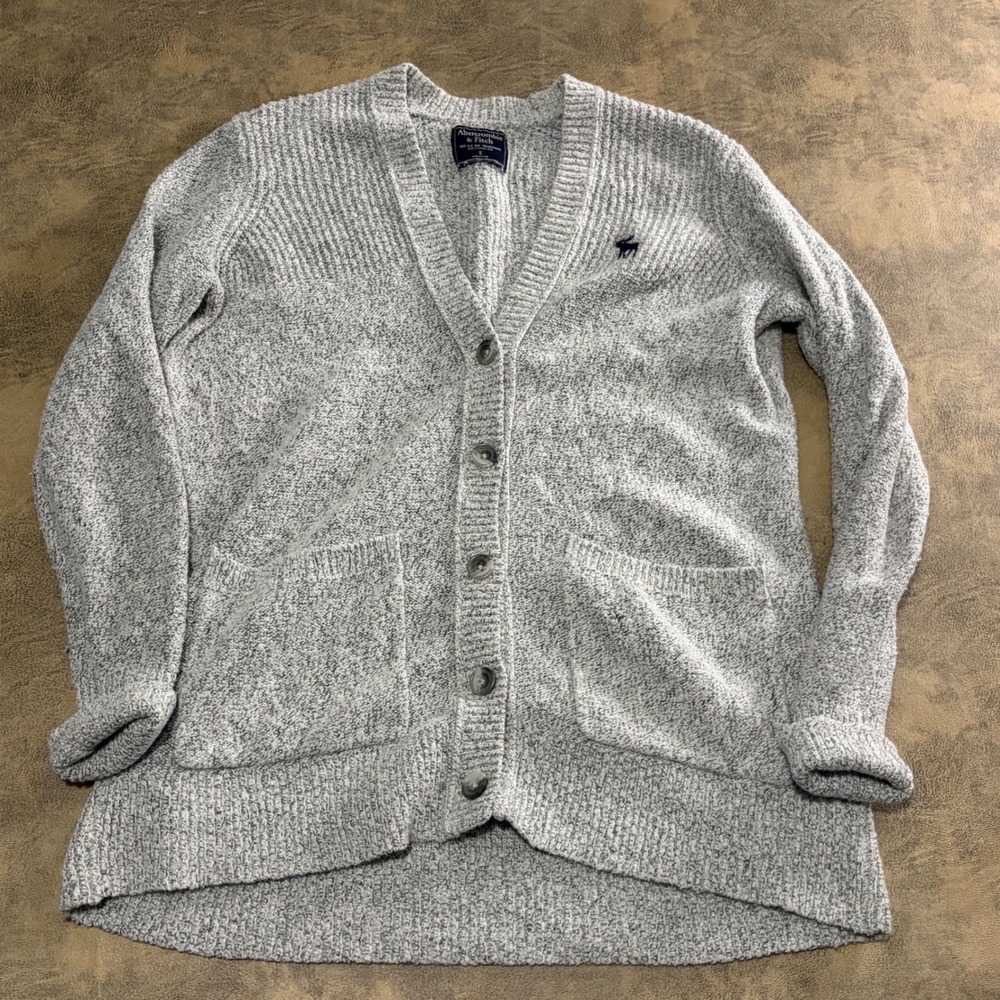 Abercrombie‎ & Fitch Cardigan Womens Small Grey Marl Ribbed Knit Moose Logo 8632